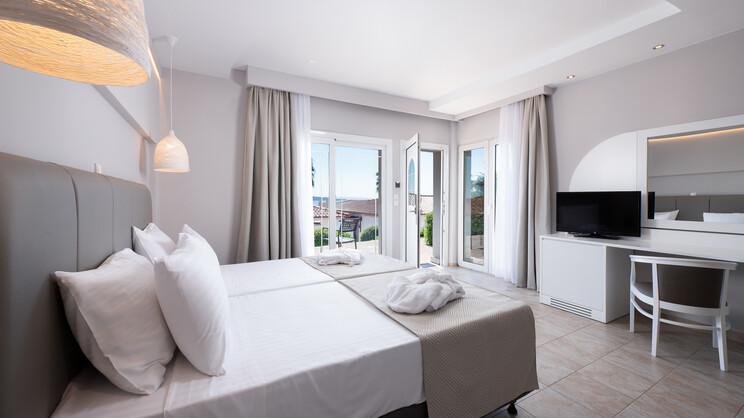 Family Room Superior Sea View